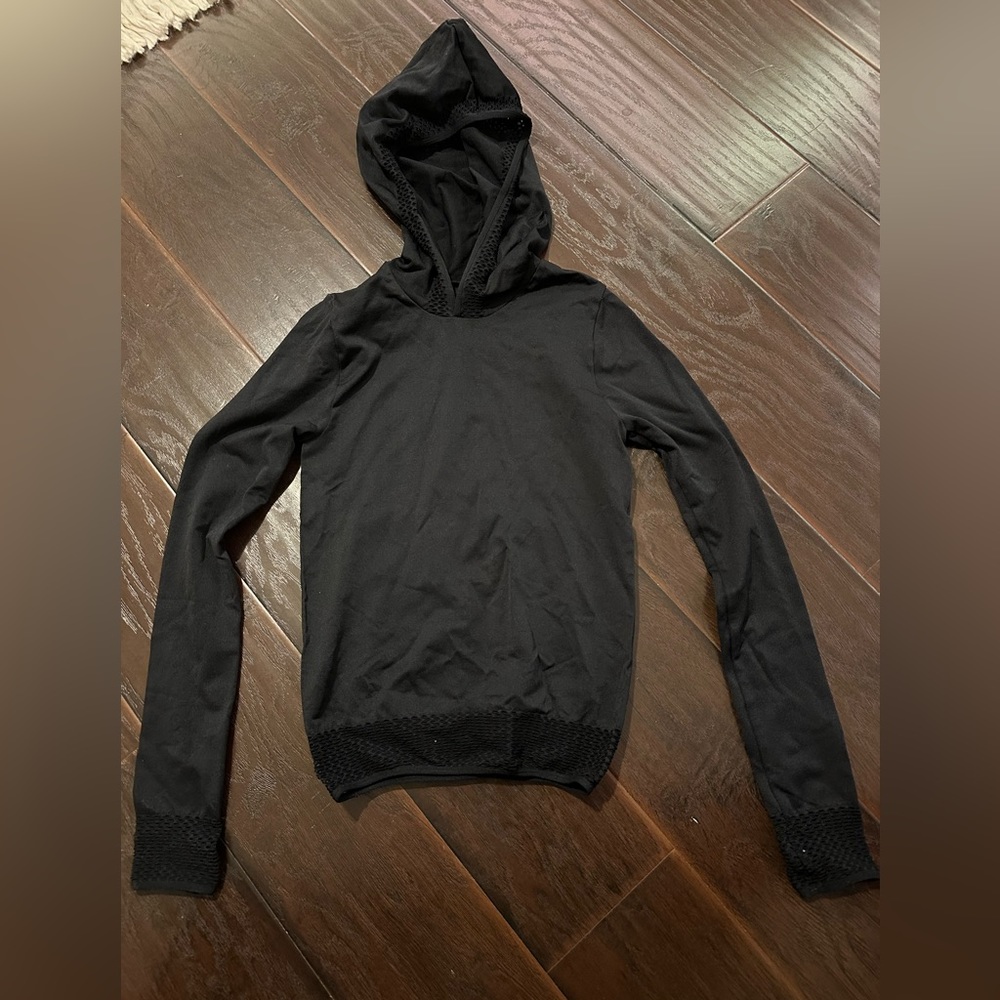 Fabletics pullover